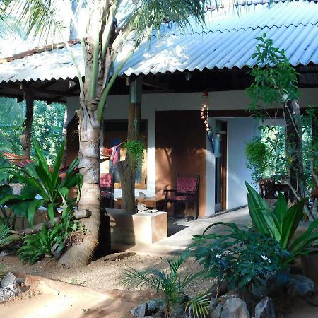 Apartamento Yala Avian Eye Safari Buttala Exterior foto